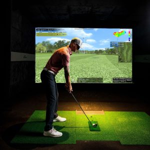 man golf simulator